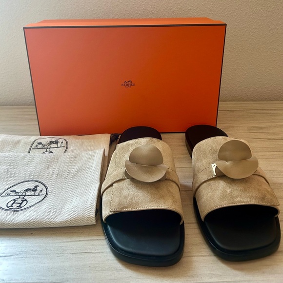 Hermes Gabriel Sandal - Picture 5 of 11